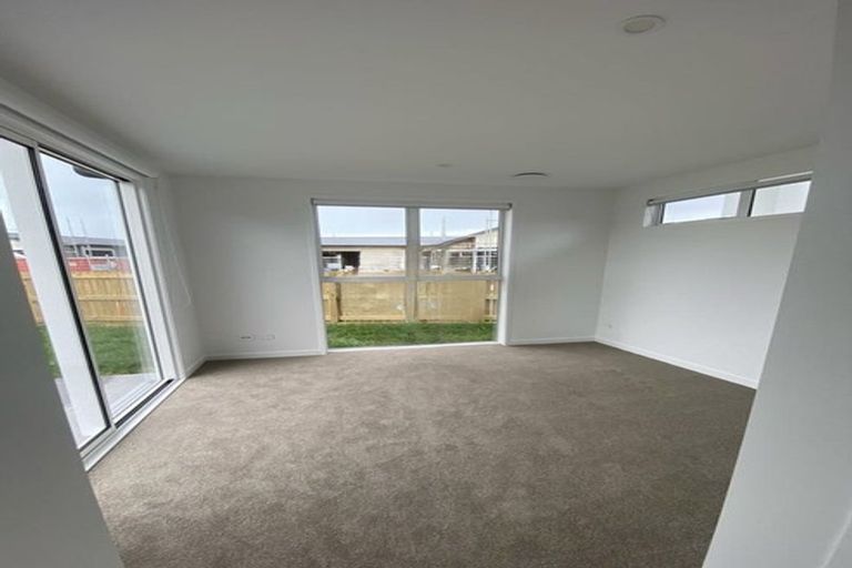 Photo of property in 16 Oioi Lane, Poike, Tauranga, 3112