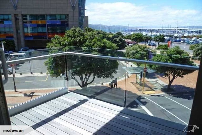 Photo of property in Piermont Apartments, 4i/82 Cable Street, Te Aro, Wellington, 6011