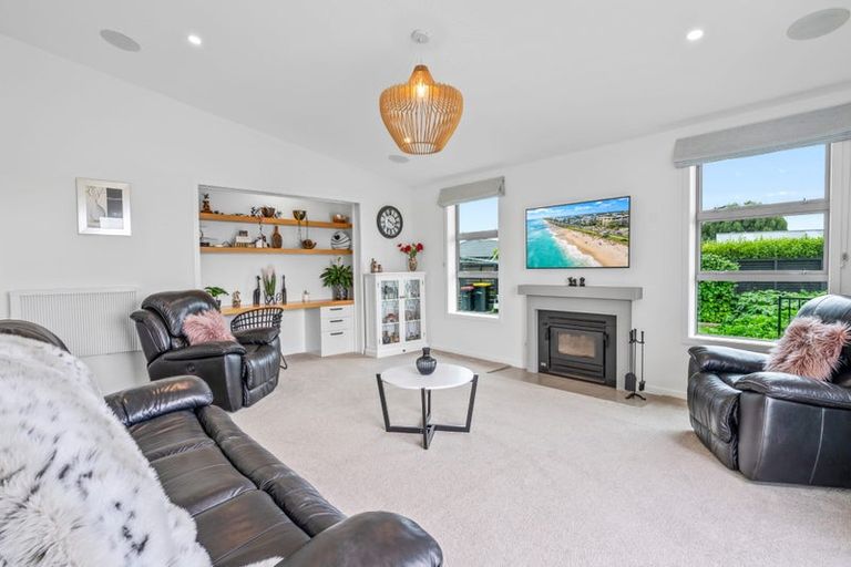 Photo of property in 11 Majestic Chance, Seaward Bush, Invercargill, 9812