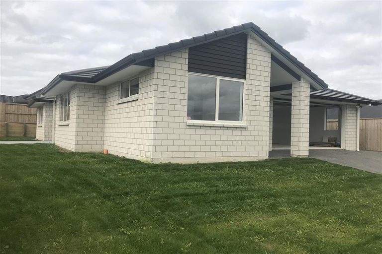 Photo of property in 86 Puhirake Crescent, Pyes Pa, Tauranga, 3112