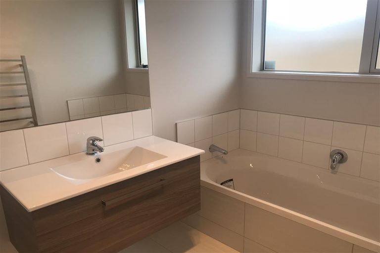 Photo of property in 86 Puhirake Crescent, Pyes Pa, Tauranga, 3112