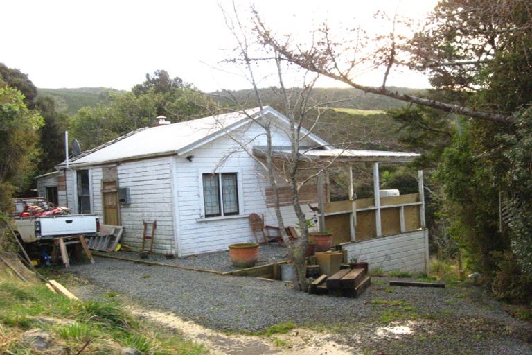 Photo of property in 8 Rowland Street, Osborne, Port Chalmers, 9081