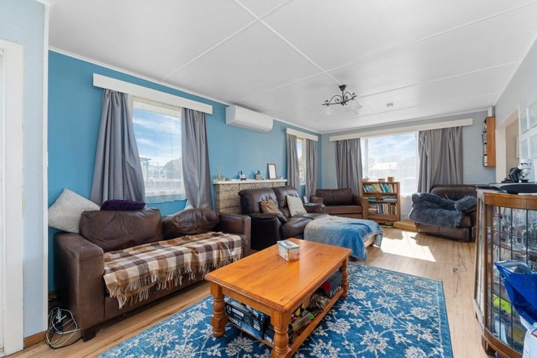 Photo of property in 70 Carrington Avenue, Silverdale, Hamilton, 3216