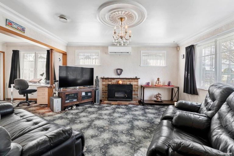 Photo of property in 37 Laurie Avenue, Papakura, 2110