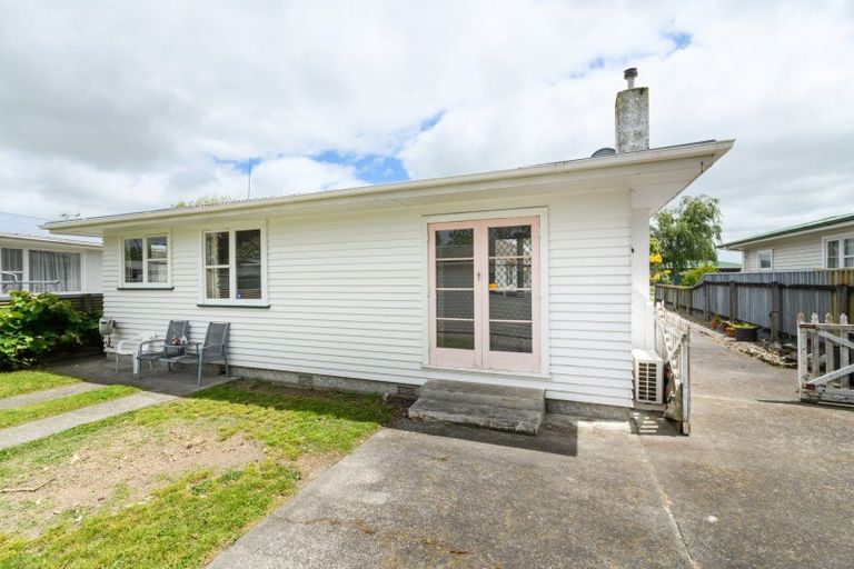 Photo of property in 184 Tremaine Avenue, Westbrook, Palmerston North, 4412