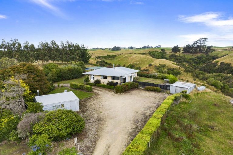Photo of property in 594 Waituna Tapuae Road, Waituna West, Feilding, 4779