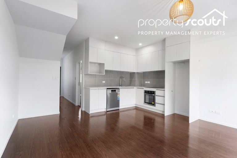 Photo of property in 3 Rangimarie Close, Opaheke, Papakura, 2113