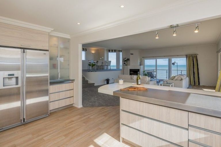 Photo of property in 155 Rosetta Road, Raumati South, Paraparaumu, 5032