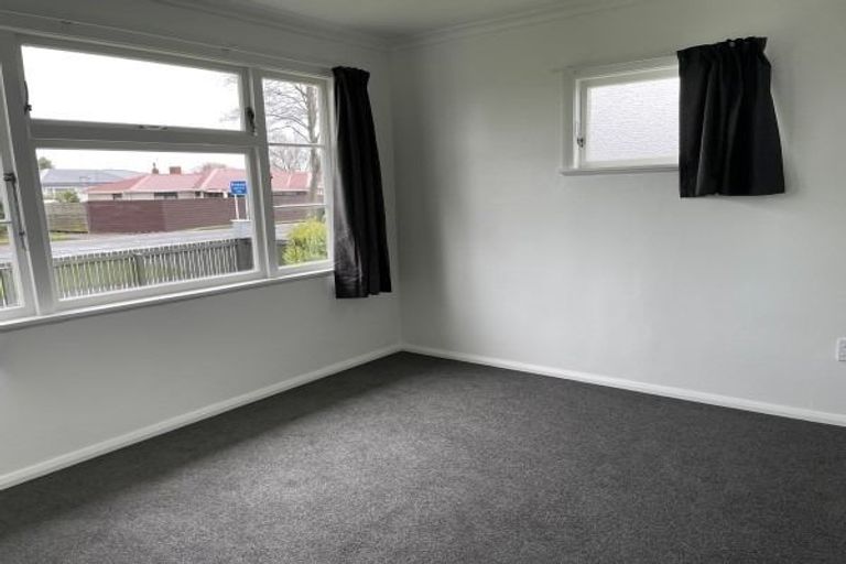 Photo of property in 15 Botanical Road, Takaro, Palmerston North, 4412