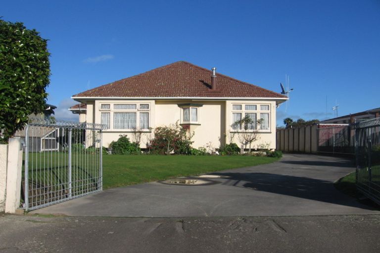 Photo of property in 30 Wood Street, Takaro, Palmerston North, 4410