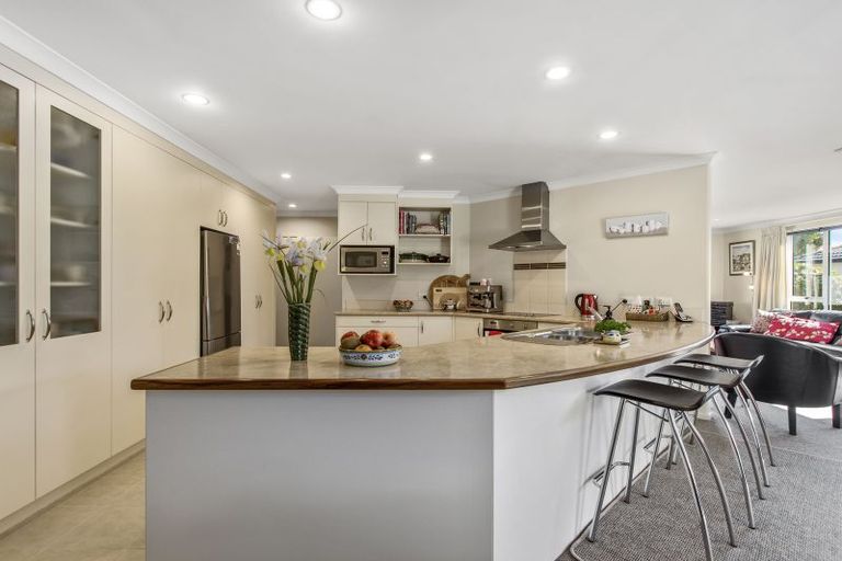 Photo of property in 12 Cotswold Place, Ohauiti, Tauranga, 3112