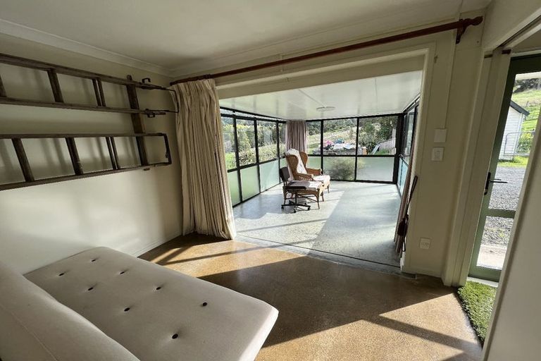 Photo of property in 692 Haruru Road, Kaukapakapa, 0873