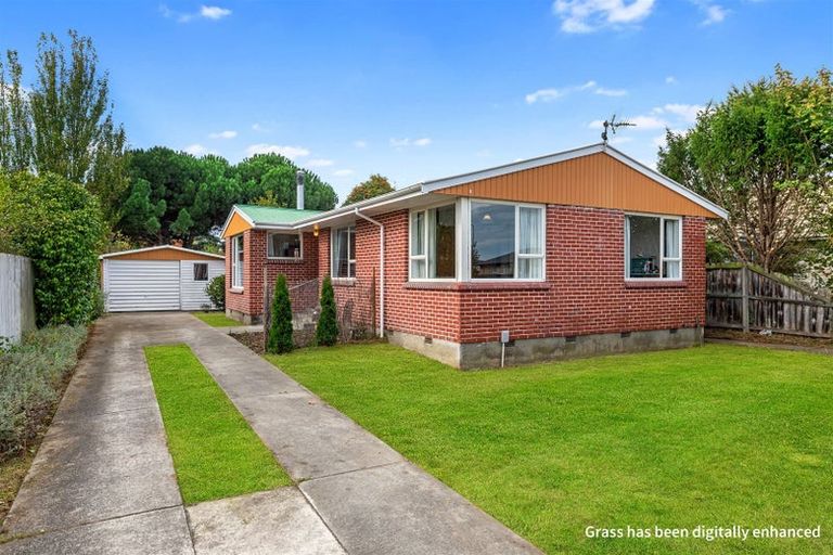 Photo of property in 44 Damien Place, Bromley, Christchurch, 8062