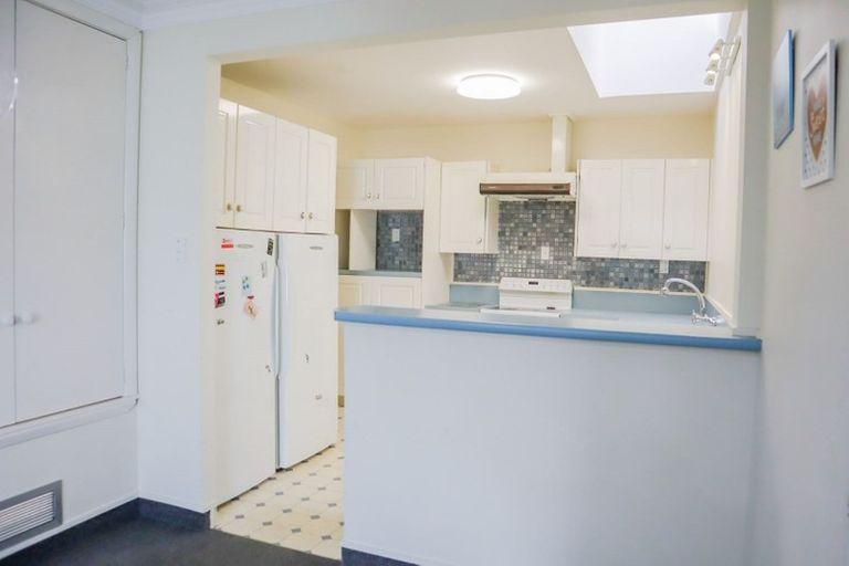 Photo of property in 229 Avonhead Road, Avonhead, Christchurch, 8042