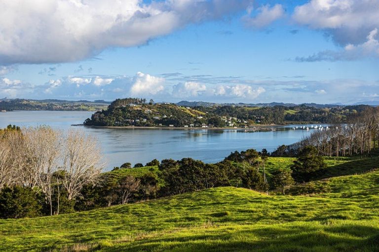 Photo of property in 164 Beatson Road, Whakapirau, 0583