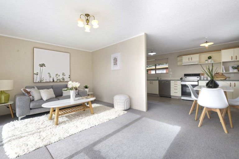 Photo of property in 152b Welcome Bay Road, Welcome Bay, Tauranga, 3112