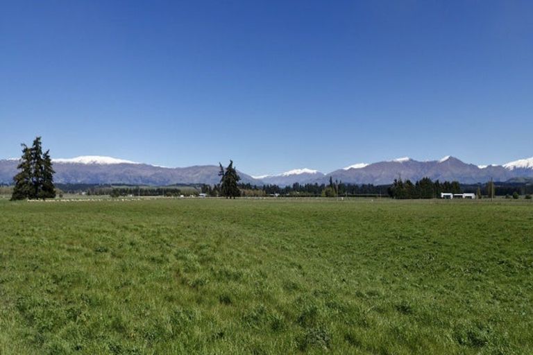 Photo of property in 314 Gladstone Road, Lake Hawea, Wanaka, 9382