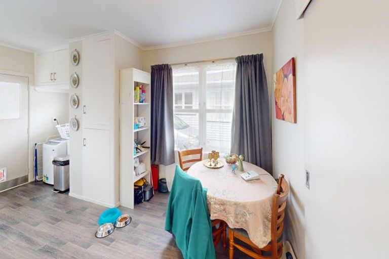 Photo of property in 118 Weraroa Road, Levin, 5510