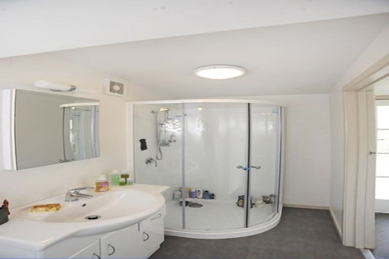 Photo of property in 141 Melbourne Street, South Dunedin, Dunedin, 9012