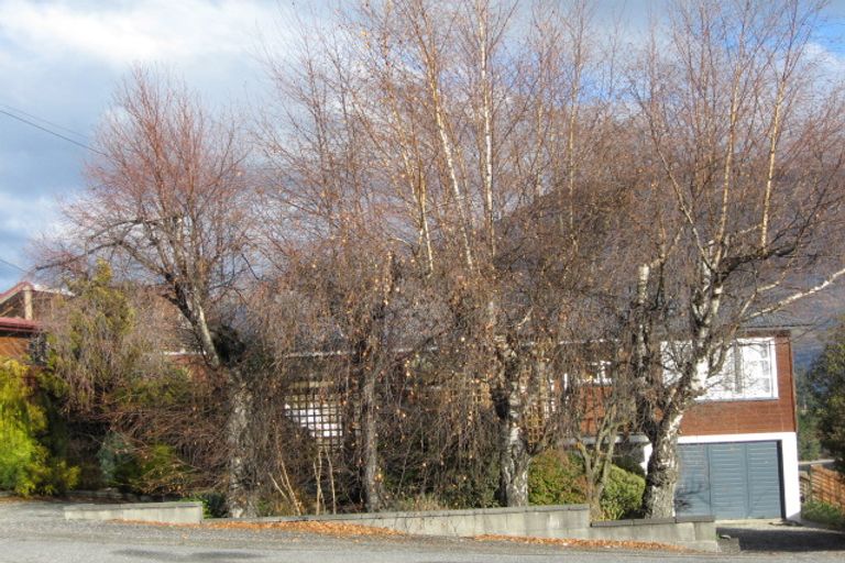 Photo of property in 13 Panorama Terrace, Queenstown, 9300