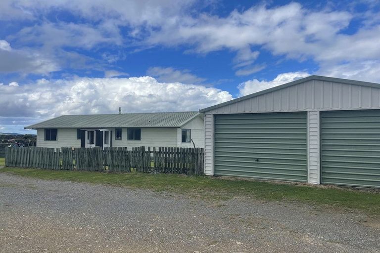 Photo of property in 81 Longs Road, Hikurangi, 0181