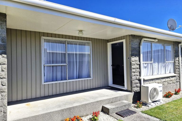 Photo of property in 4/64 Tasman Street, Greymouth, 7805