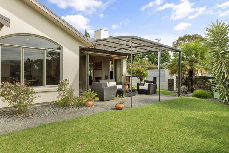 Photo of property in 2 Riverstone Drive, Welcome Bay, Tauranga, 3112