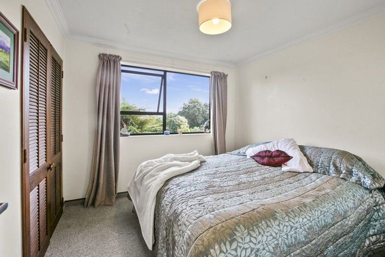 Photo of property in 288e Mangorei Road, Merrilands, New Plymouth, 4312