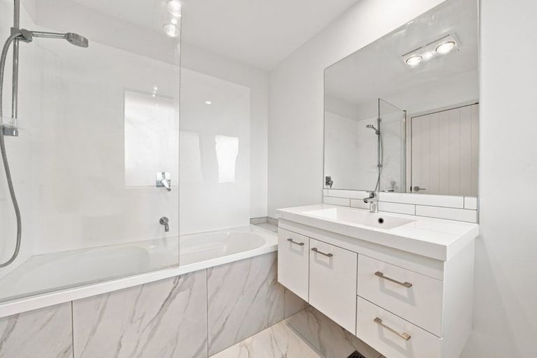 Photo of property in 10c Milton Road, Papatoetoe, Auckland, 2024