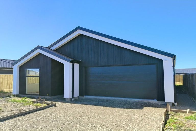 Photo of property in 25 Cousins Street, Woodend, 7691