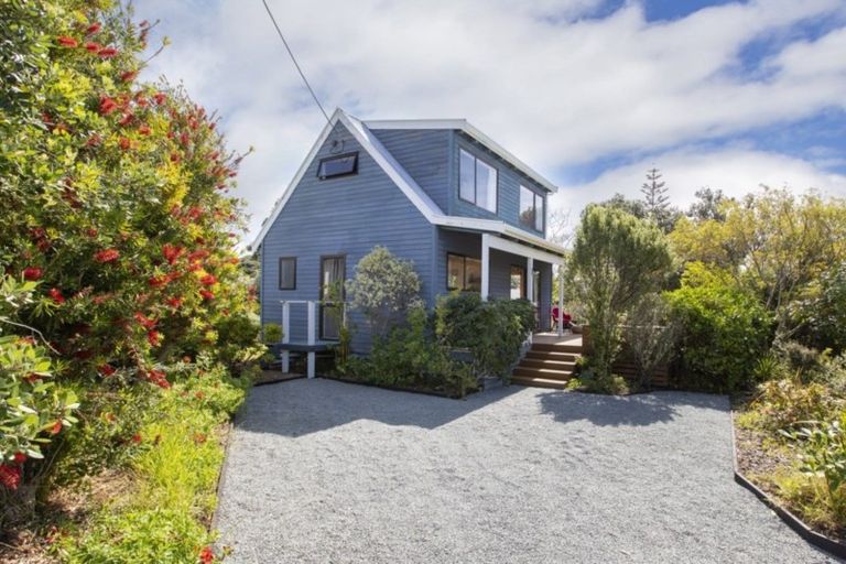 Photo of property in 6 Cheviot Street, Mangawhai Heads, Mangawhai, 0505