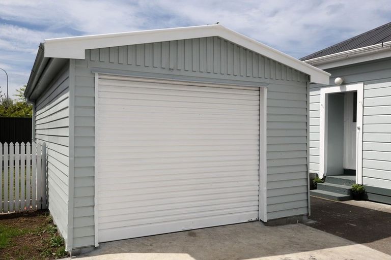 Photo of property in 202 Main Rd Clive, Clive, 4102