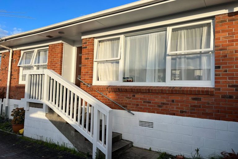 Photo of property in 2/342 Lake Road, Hauraki, Auckland, 0622