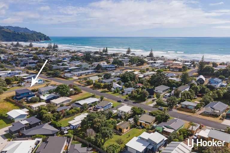 Photo of property in 38b Hillview Road, Waihi Beach, 3611