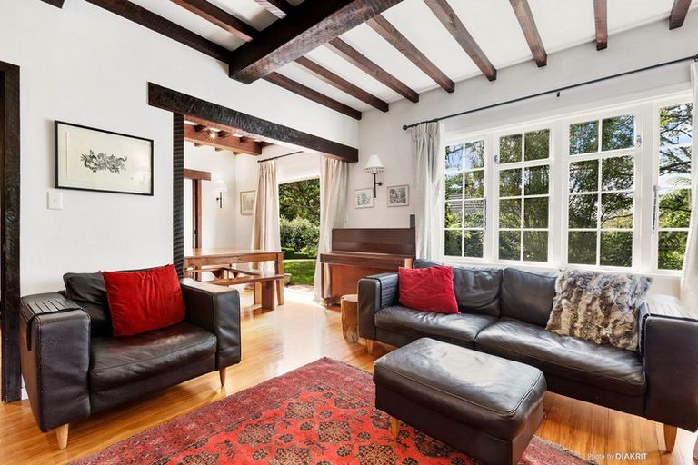 Photo of property in 100 Glenmore Street, Northland, Wellington, 6012