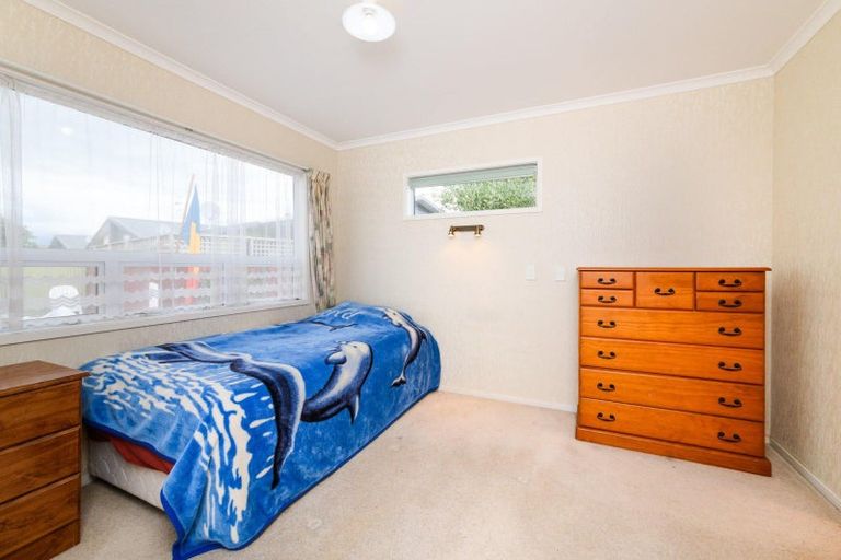Photo of property in 7 Exeter Crescent, Takaro, Palmerston North, 4412
