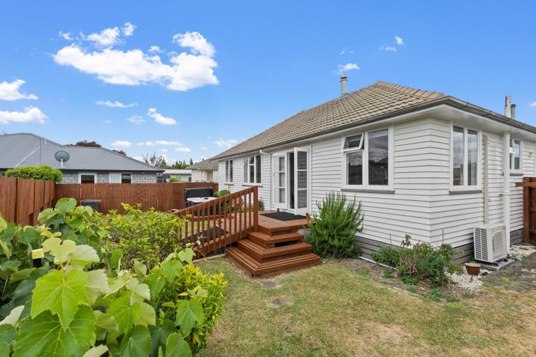 Photo of property in 8 Le Quesne Place, Fairfield, Hamilton, 3214