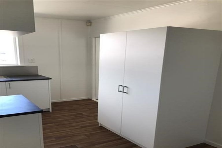 Photo of property in 65 Vine Street, Mangere East, Auckland, 2024