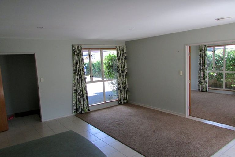 Photo of property in 16a Craven Street, Sockburn, Christchurch, 8042