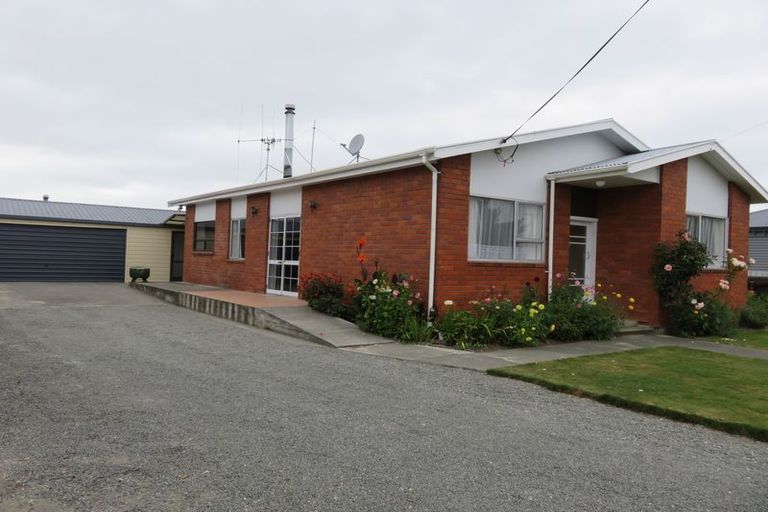 Photo of property in 12 Birkett Street, Temuka, 7920