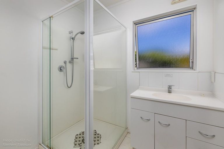 Photo of property in 20 Du Fresne Place, Russell, 0202