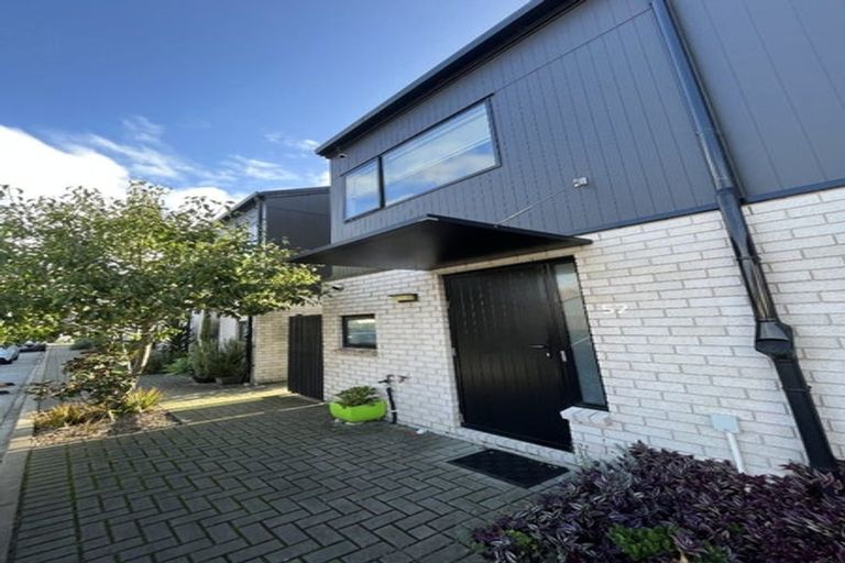 Photo of property in 52 Ivy Nola Way, Henderson, Auckland, 0612