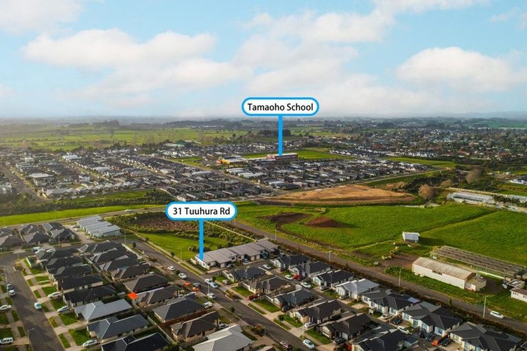 Photo of property in 31 Tuuhura Road, Pukekohe, 2120