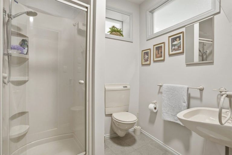 Photo of property in 19 Sandown Street, Waihola, Milton, 9073