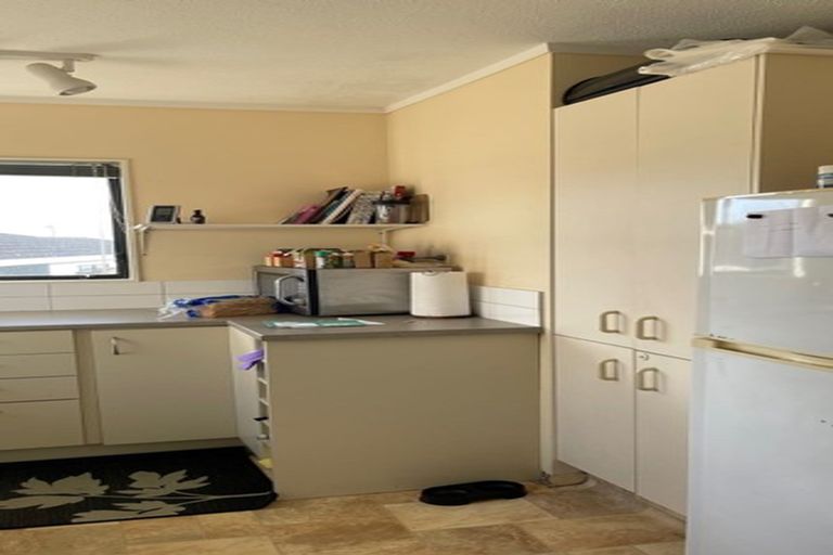 Photo of property in 8a Kentwood Drive, Woodridge, Wellington, 6037