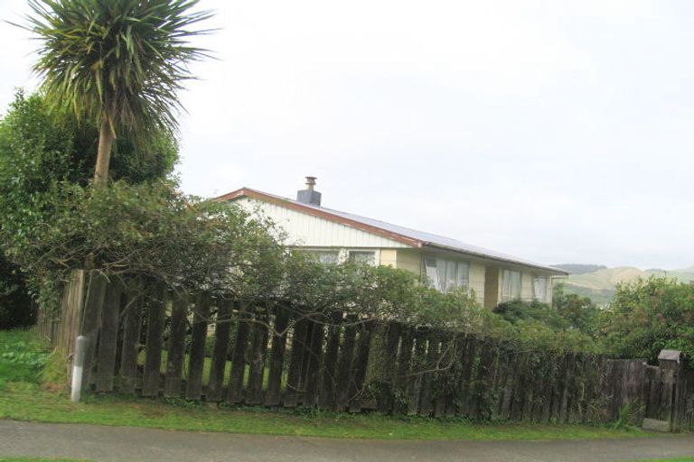 Photo of property in 6 Excellency Terrace, Ascot Park, Porirua, 5024