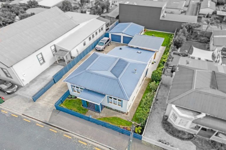 Photo of property in 45 Sydney Street, Petone, Lower Hutt, 5012