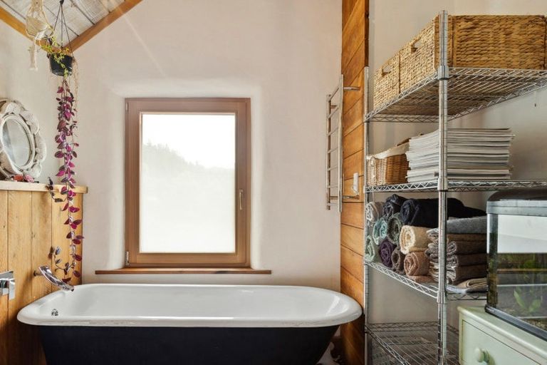 Photo of property in 10 Pisa Road, Luggate, Cromwell, 9383