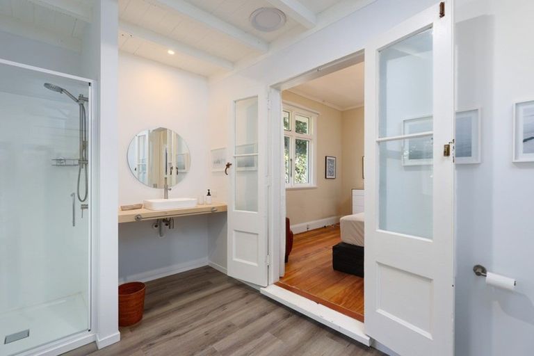 Photo of property in 70 Glen Road, The Glen, Dunedin, 9011