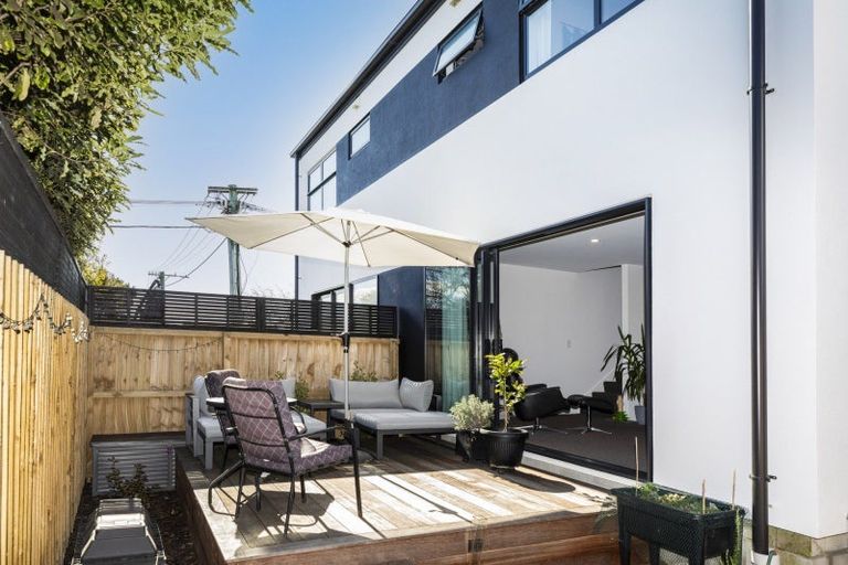 Photo of property in 2/38 Wildberry Street, Woolston, Christchurch, 8023